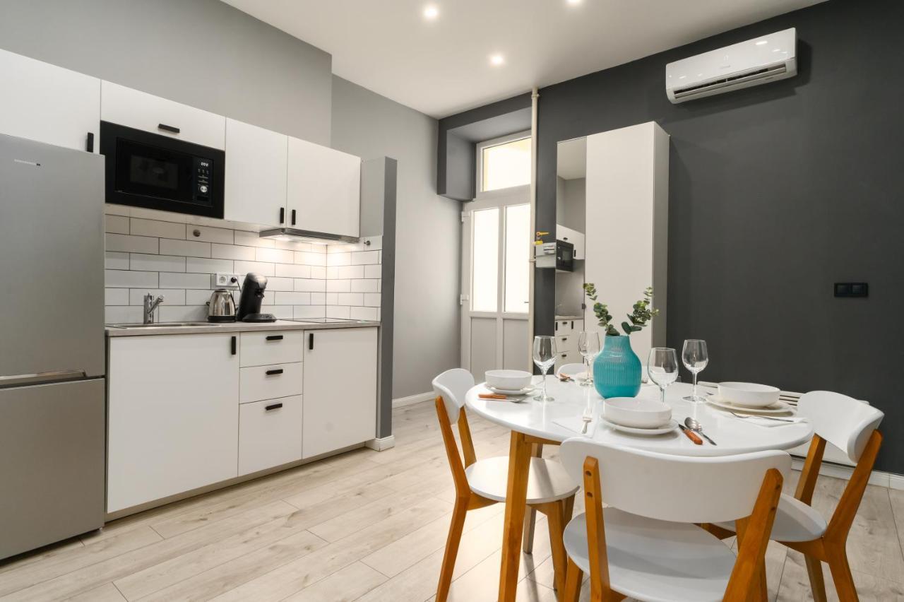 Trendy Design Apartment Budapest Bagian luar foto