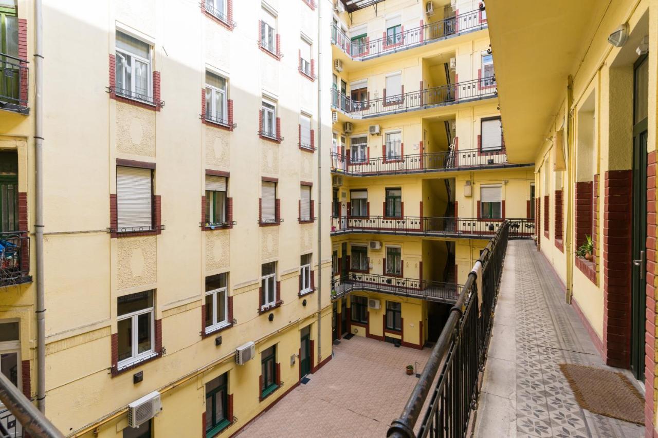 Trendy Design Apartment Budapest Bagian luar foto